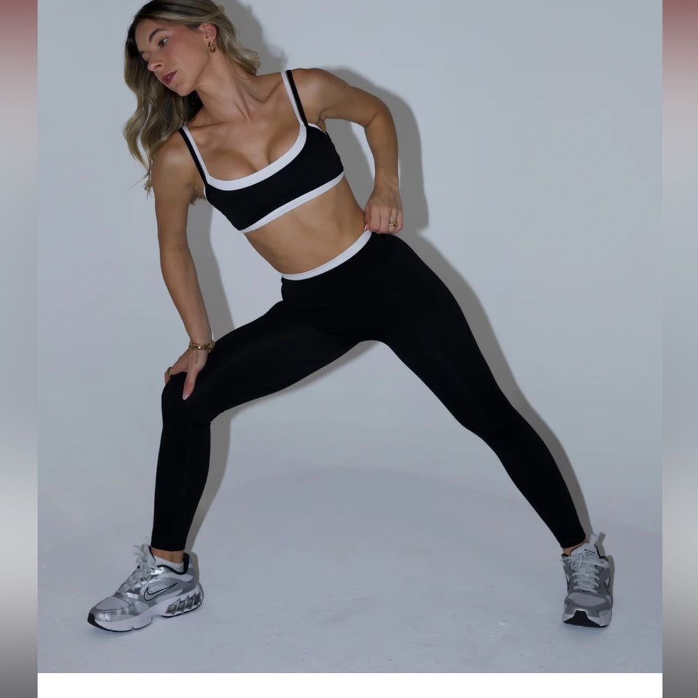 Liaison Label Workout set